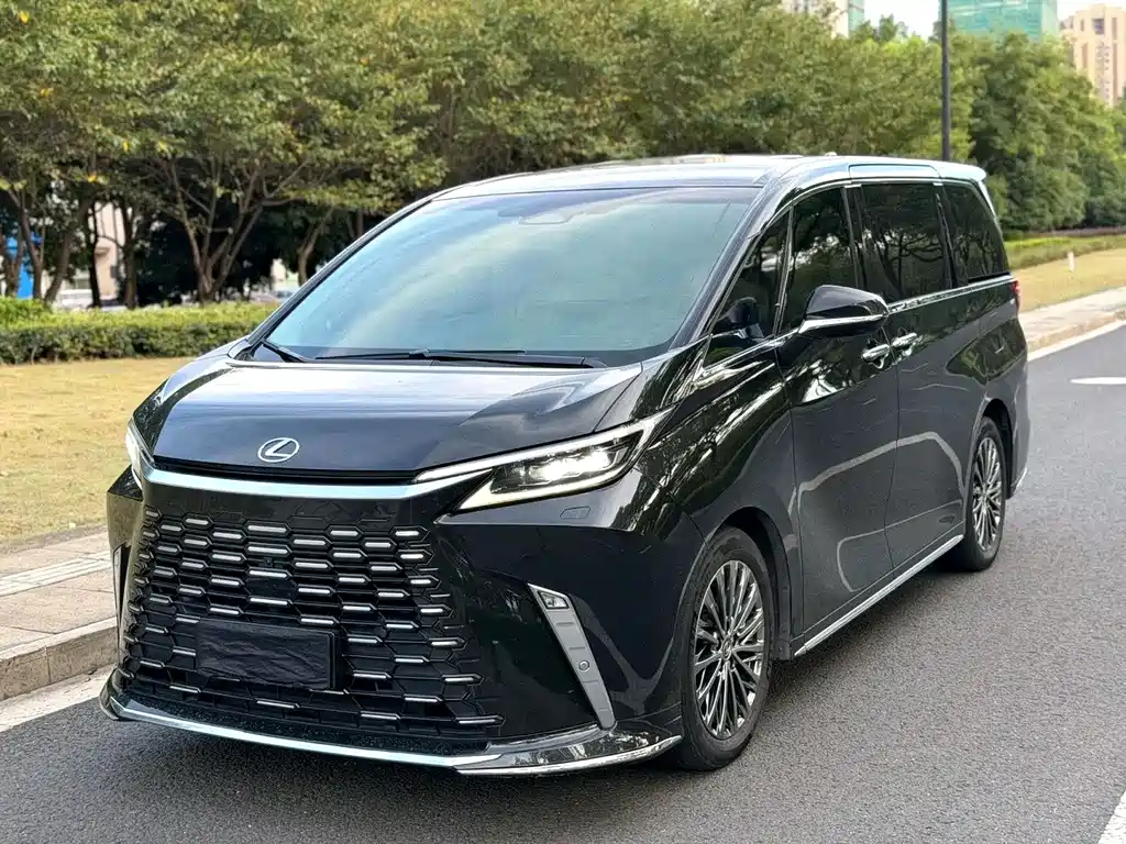Lexus LM — миниатюра 2