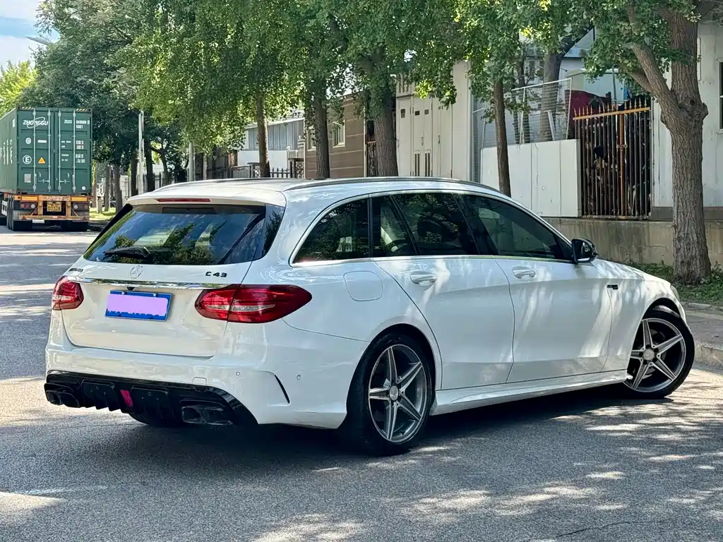 Mercedes-Benz C-Class (Import) — миниатюра 24