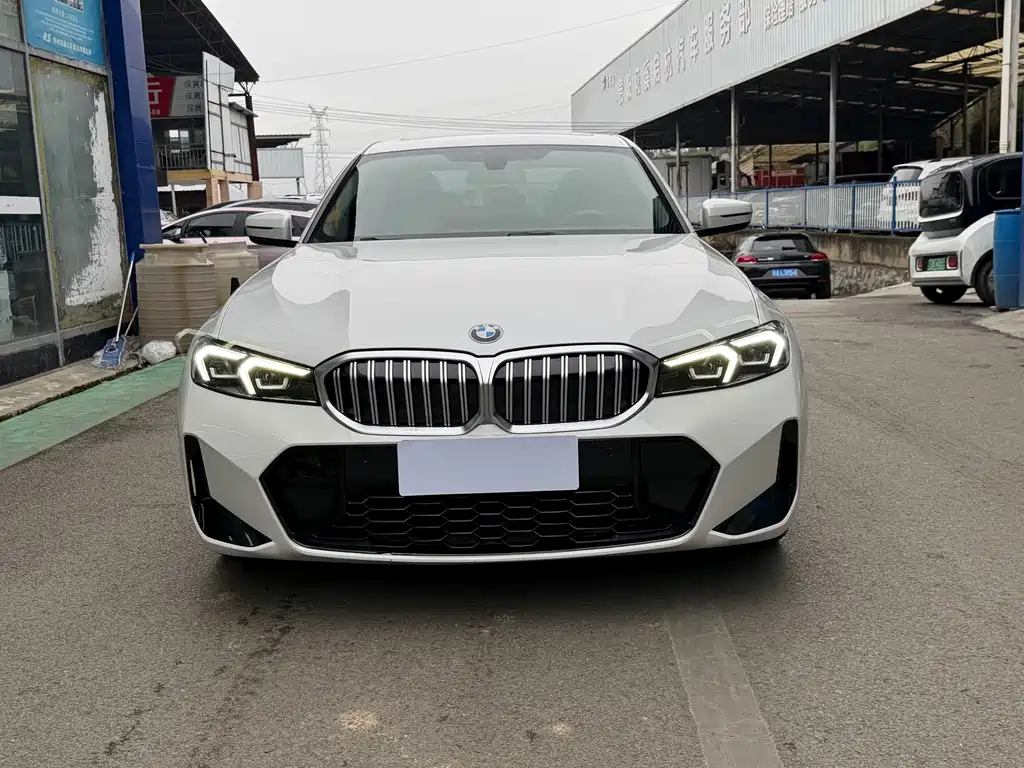 BMW 3 Series — миниатюра 3