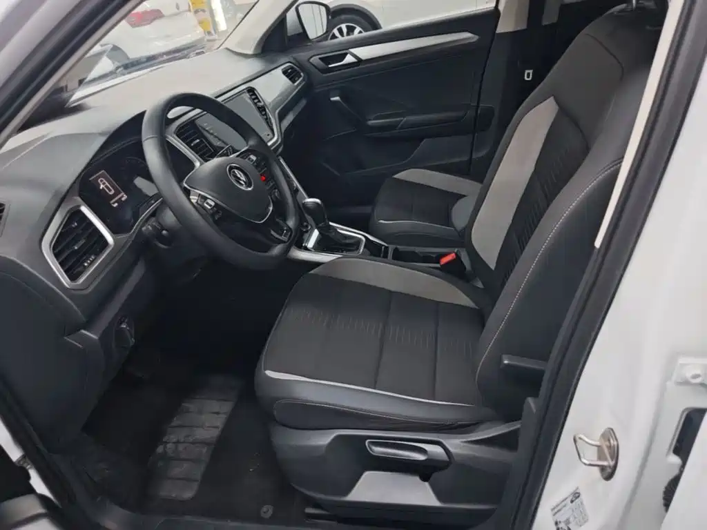 Volkswagen T-Roc — миниатюра 11