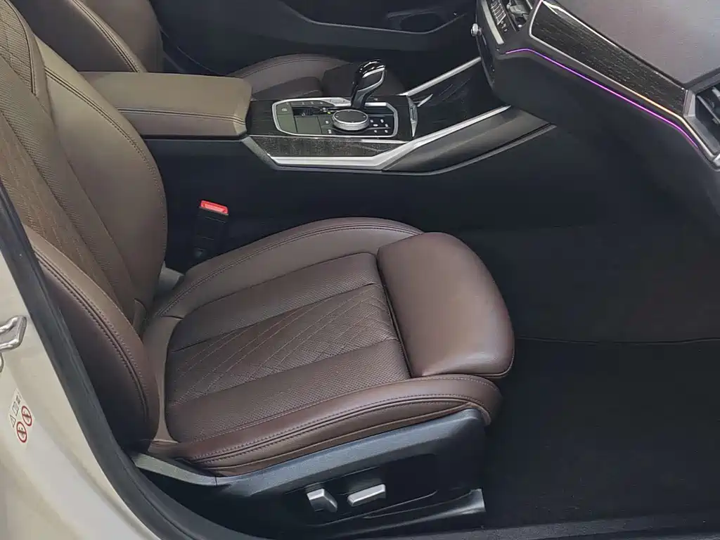 BMW 3 Series — миниатюра 13
