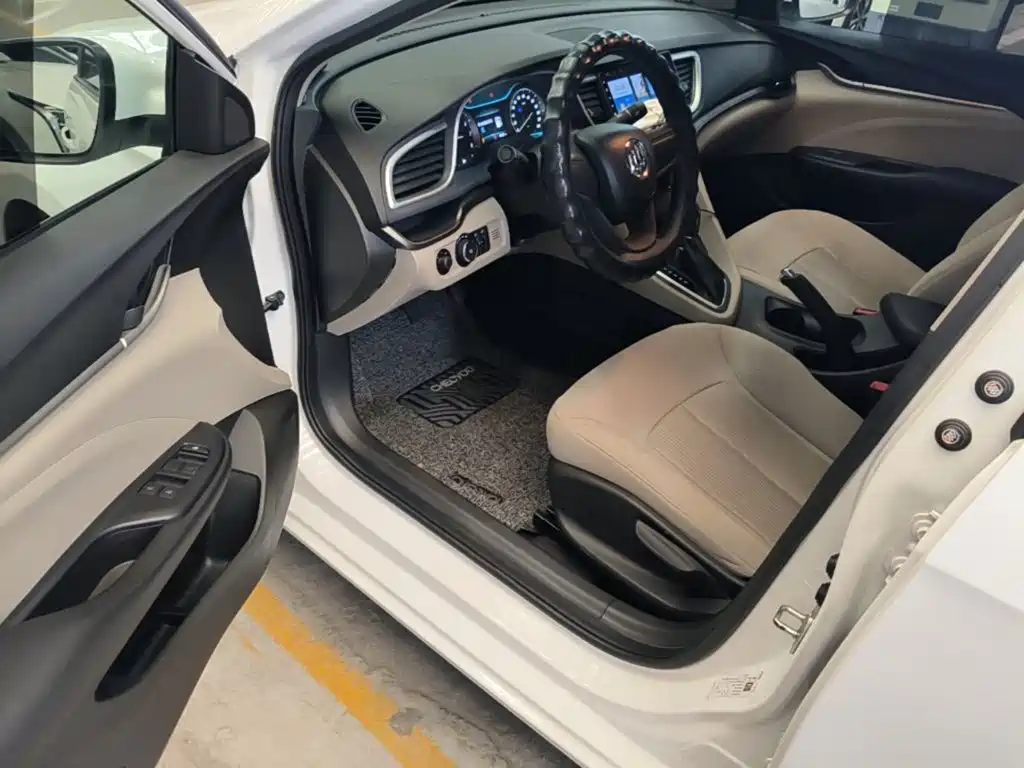 Buick Excelle — миниатюра 16