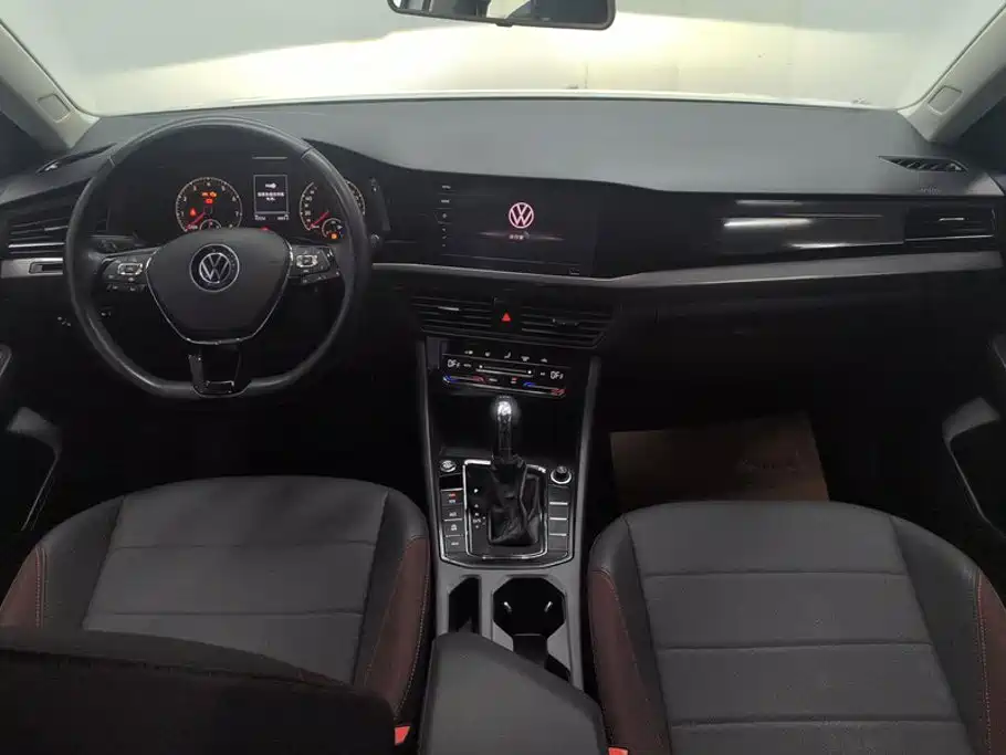 Volkswagen Bora — миниатюра 12