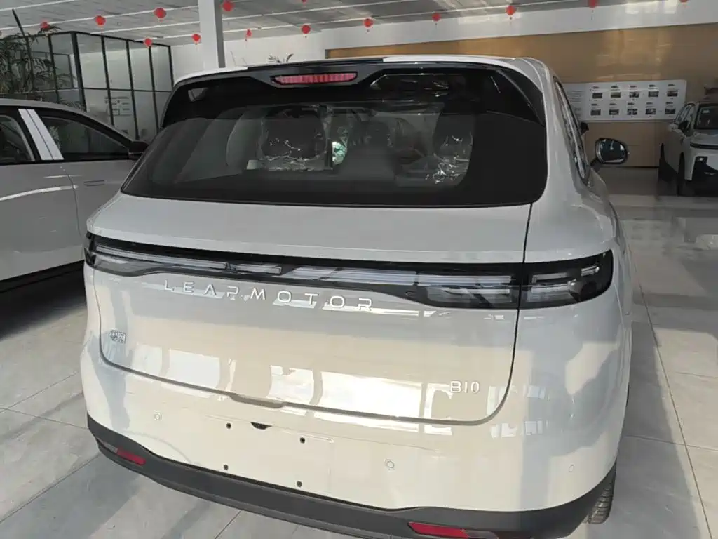 Leapmotor Leapmotor B10 — миниатюра 6
