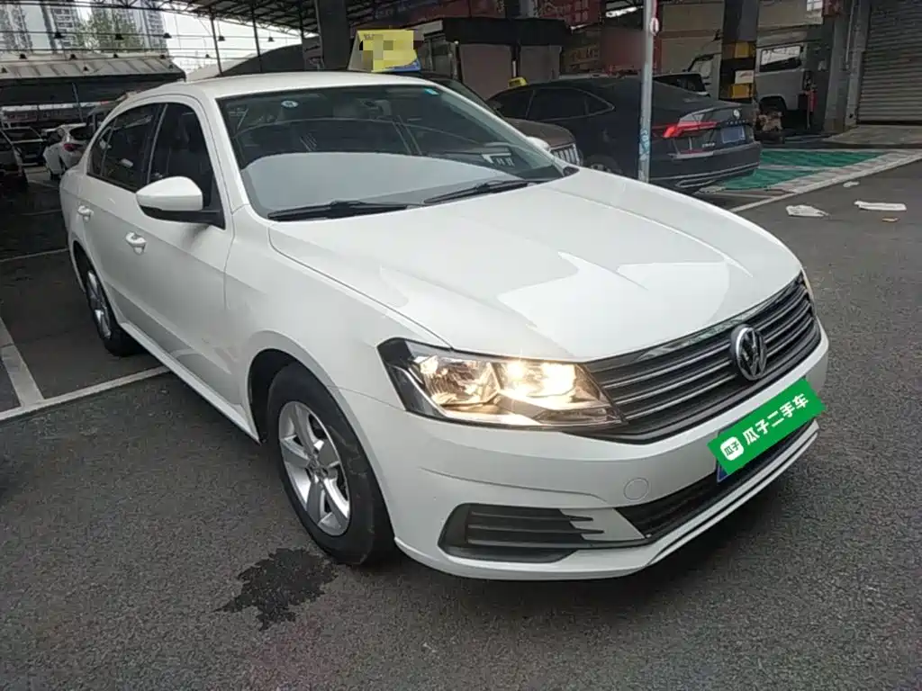 Volkswagen Lavida — миниатюра 4