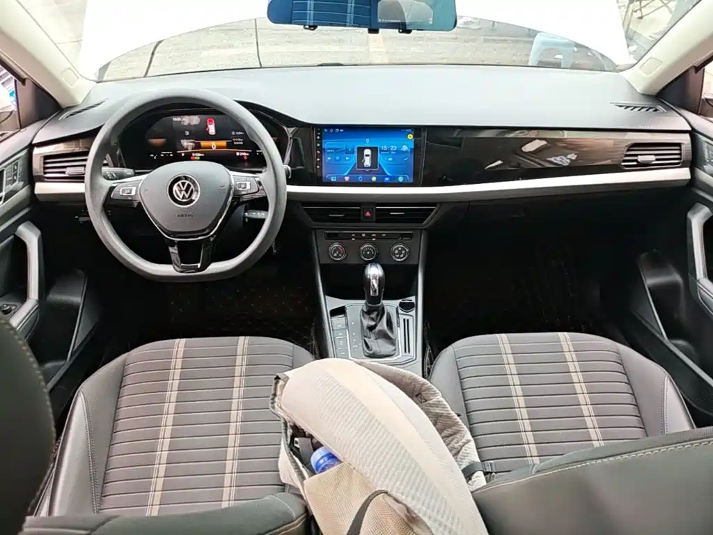 Volkswagen Lavida — миниатюра 10