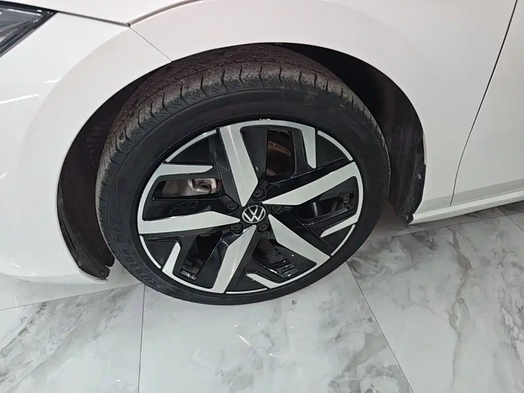 Volkswagen Lamando — миниатюра 23