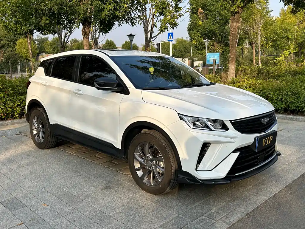 Geely Binyue — миниатюра 3