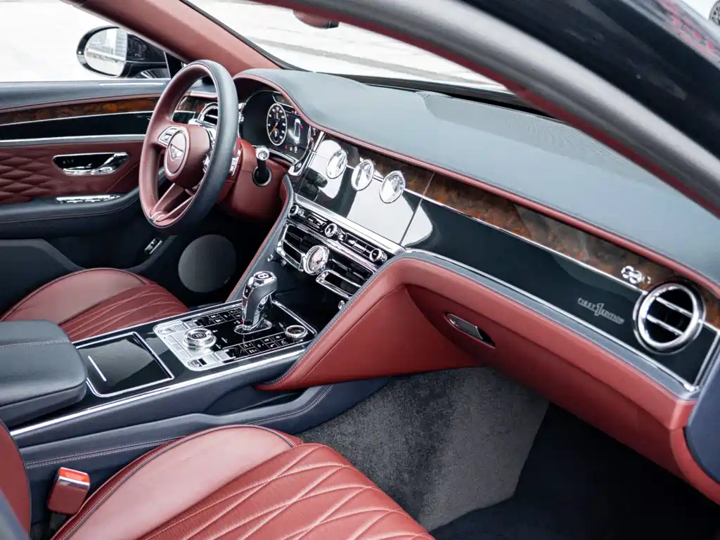 Bentley Flying Spur — миниатюра 14