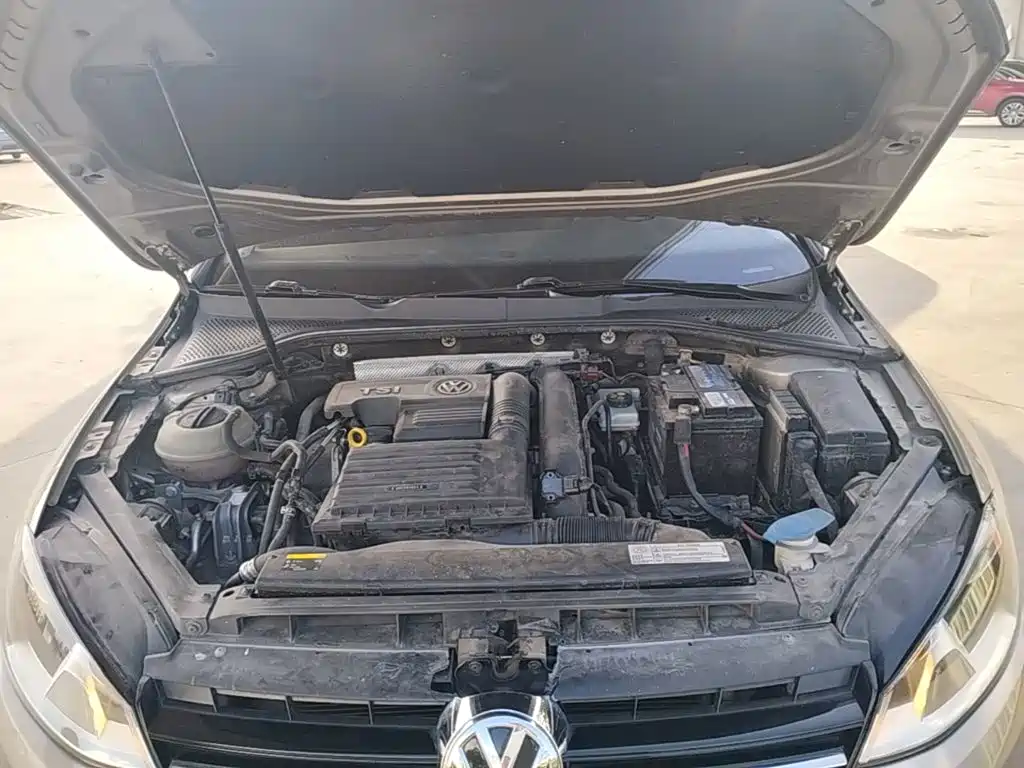 Volkswagen Golf — миниатюра 20