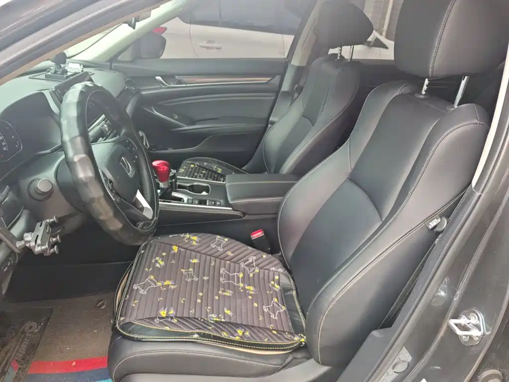 Honda Accord — миниатюра 16