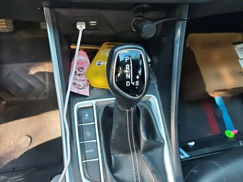 Geely Vision X3 — миниатюра 7