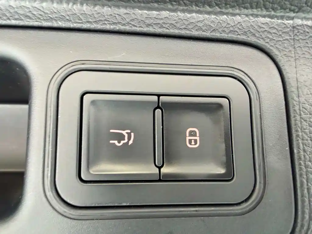 BYD PLUS New Energy — миниатюра 17