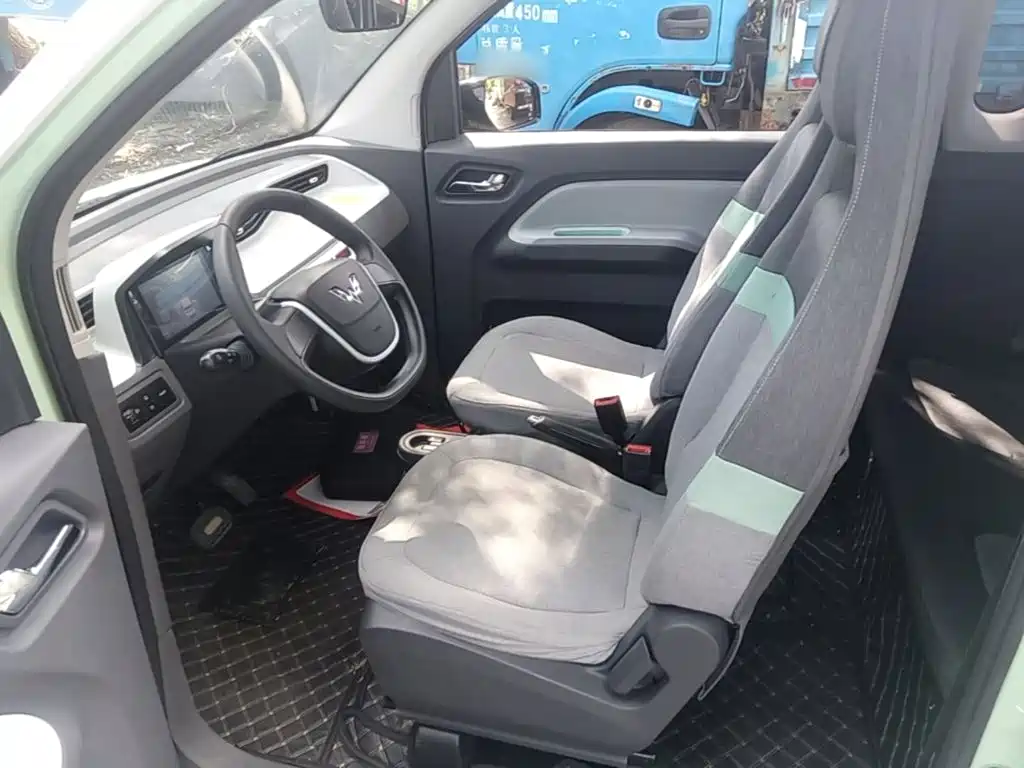 Wuling MINIEV — миниатюра 15