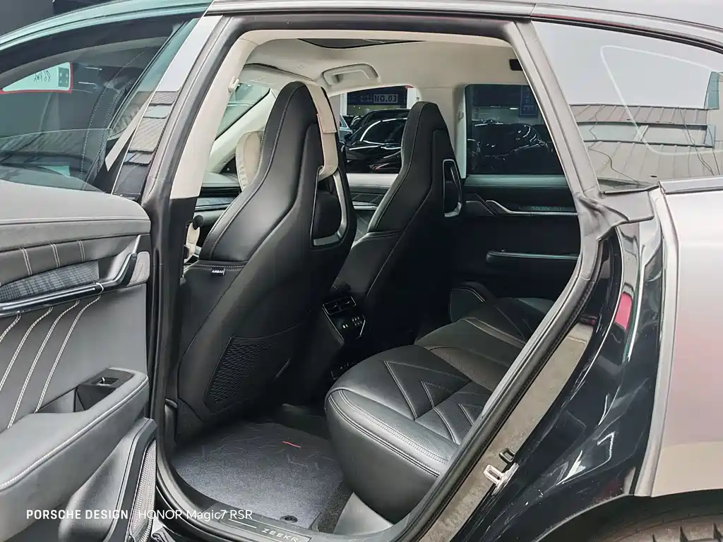 ZEEKR EXTREME KRYPTON 001