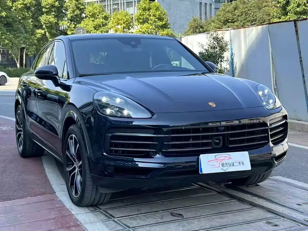Porsche Cayenne — миниатюра 3