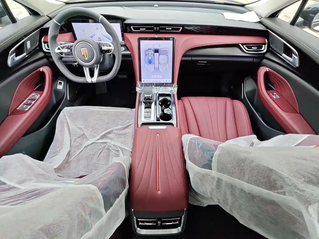 Hongqi H5 2025 2.0T AT