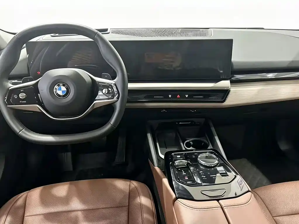 BMW 5 Series 5 2024 530Li Premium Luxury