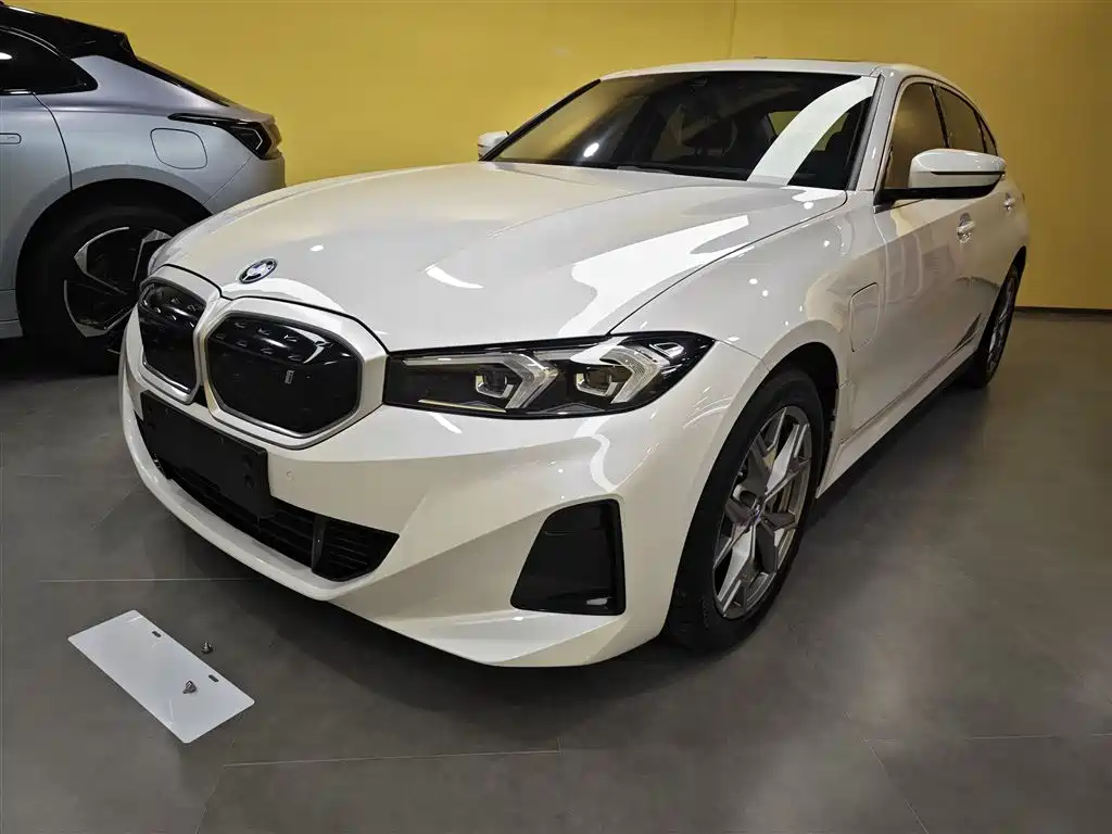 BMW i3 2023