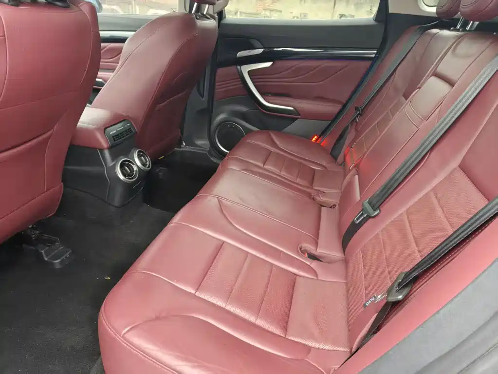 WEI PAI WEI BRAND VV7