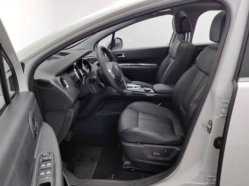 Peugeot 3008 — миниатюра 10