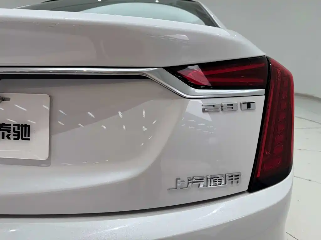Cadillac CT6 — миниатюра 7
