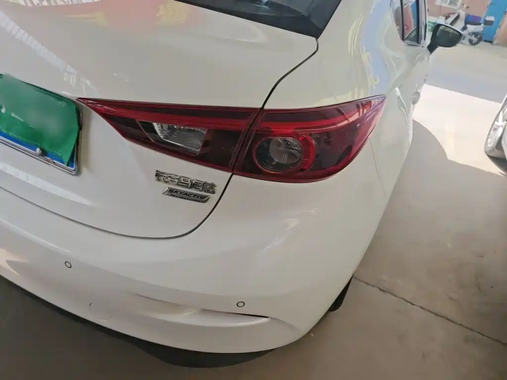 Mazda 3 Axela — миниатюра 8