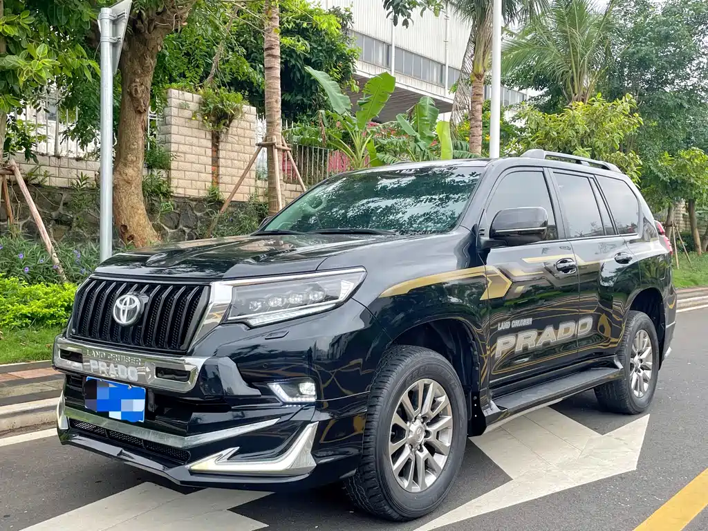 TOYOTA PRADO