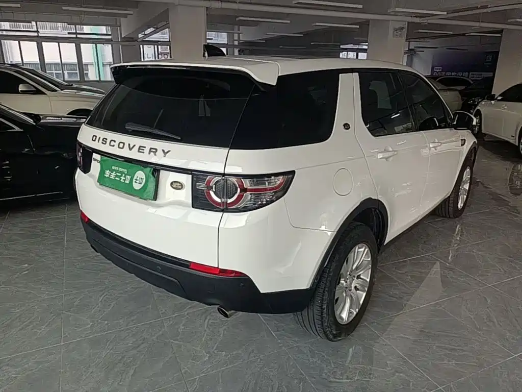 Land Rover Discovery Sport — миниатюра 7