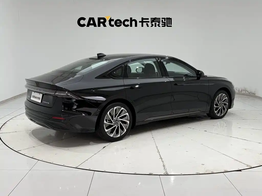 Lincoln Z — миниатюра 5