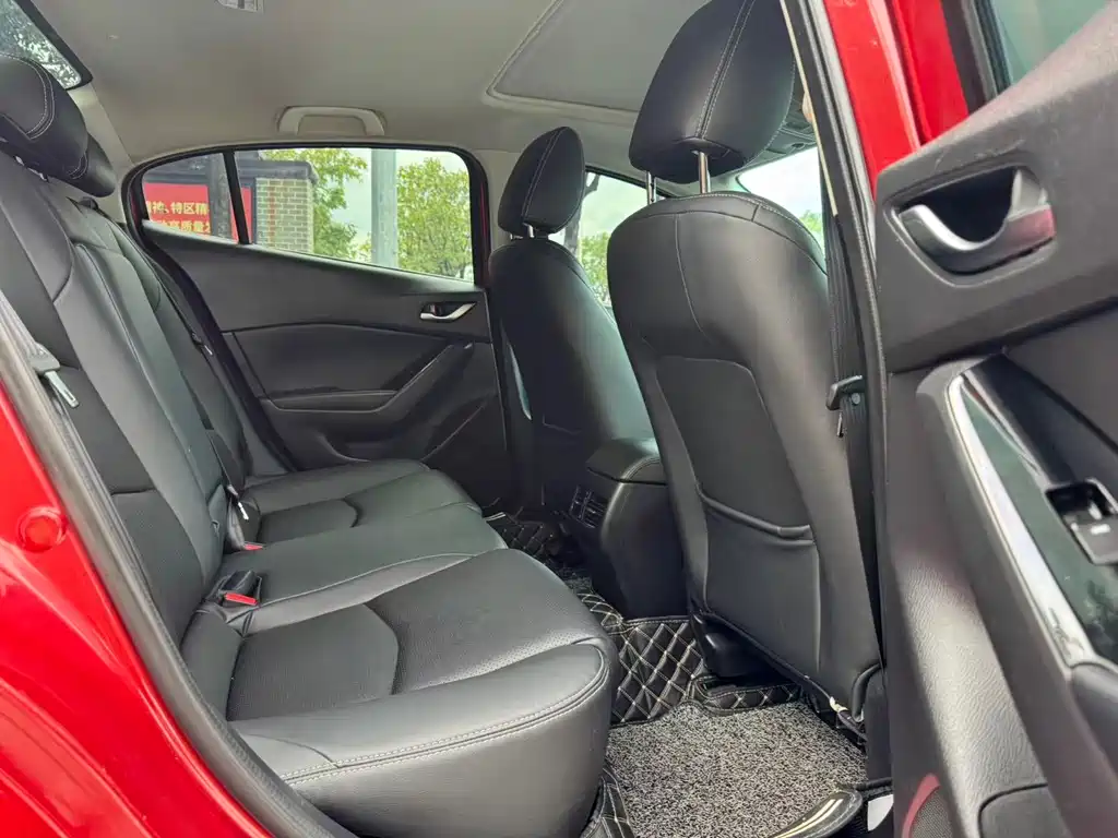 Mazda 3 Axela — миниатюра 12