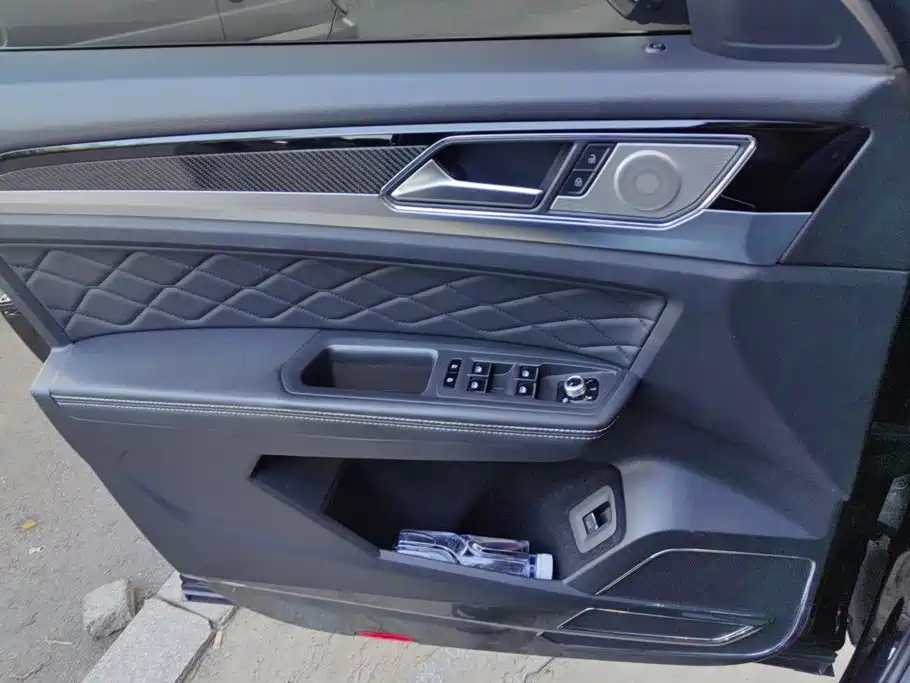 Volkswagen Teramont — миниатюра 7