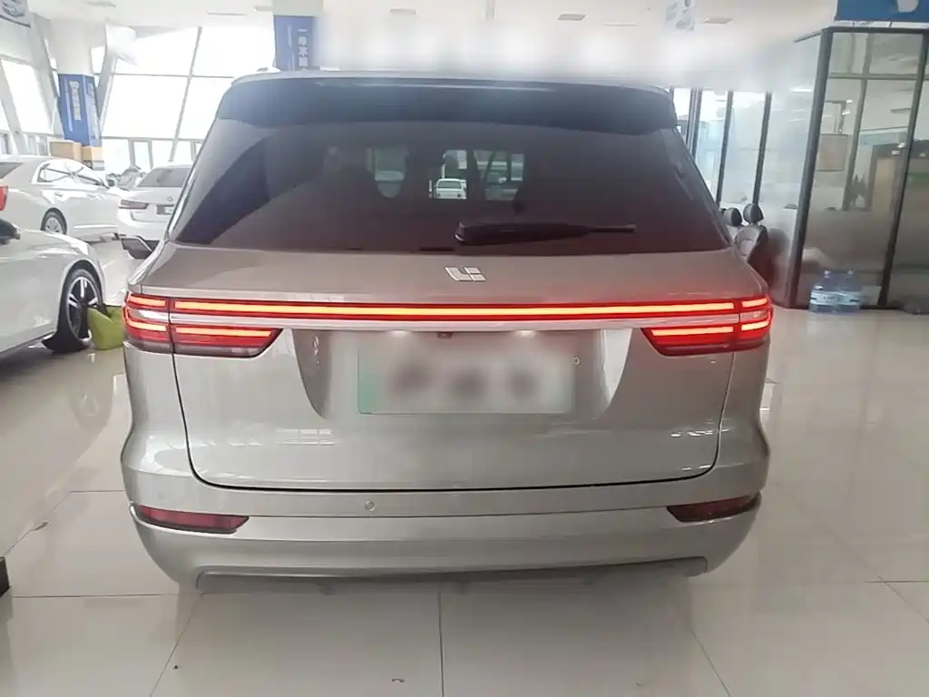 Li Auto Li ONE — миниатюра 6