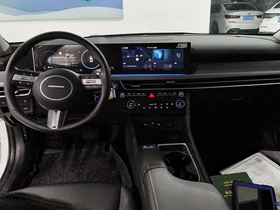 Hyundai Sonata — миниатюра 12