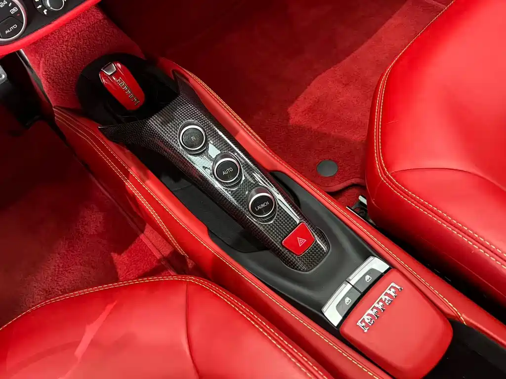 Ferrari 488 — миниатюра 5