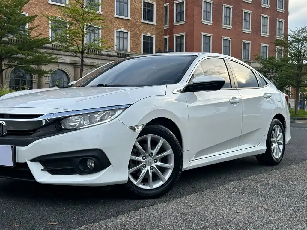 Honda Civic — миниатюра 13