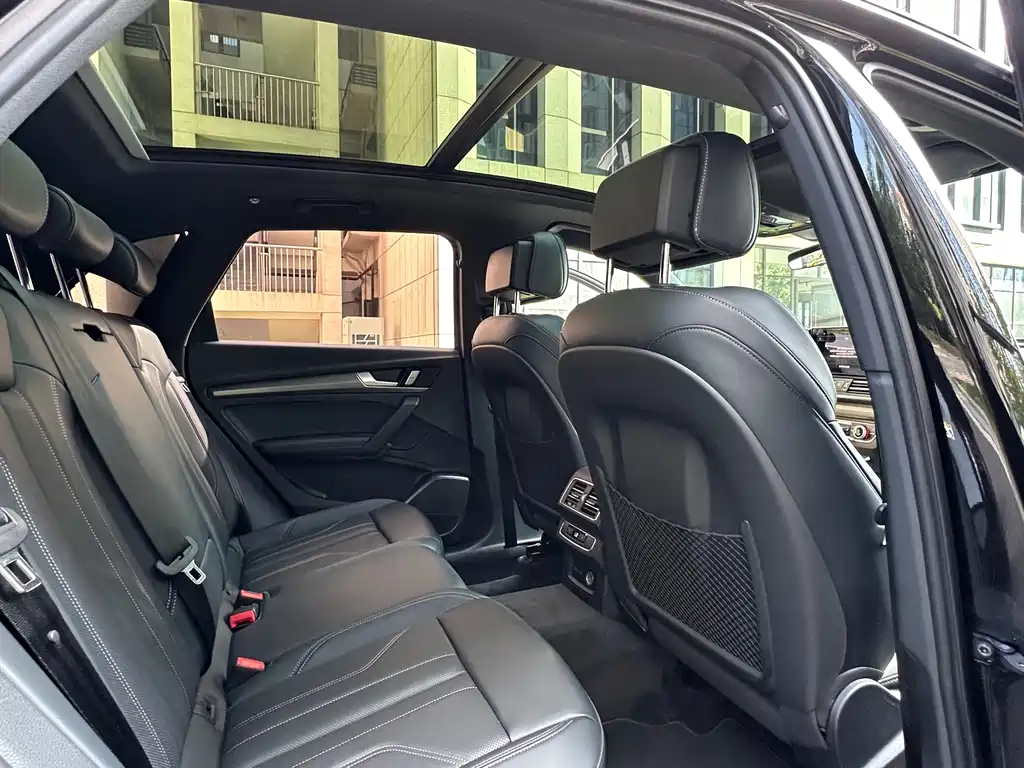 Audi Q5L — миниатюра 10