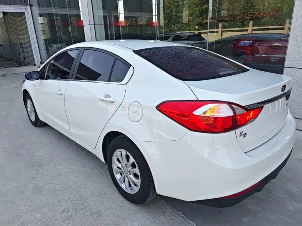 Kia K3 — миниатюра 5