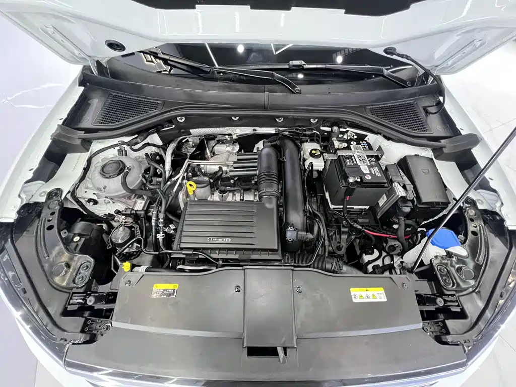 Volkswagen T-Roc — миниатюра 20