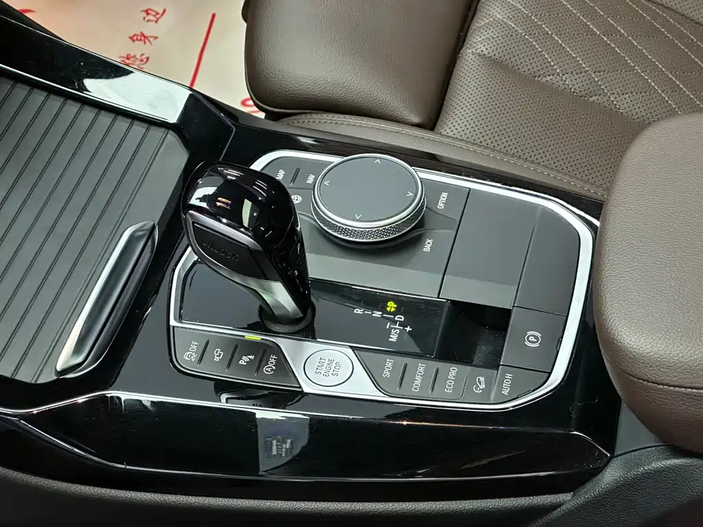 BMW X3 — миниатюра 10