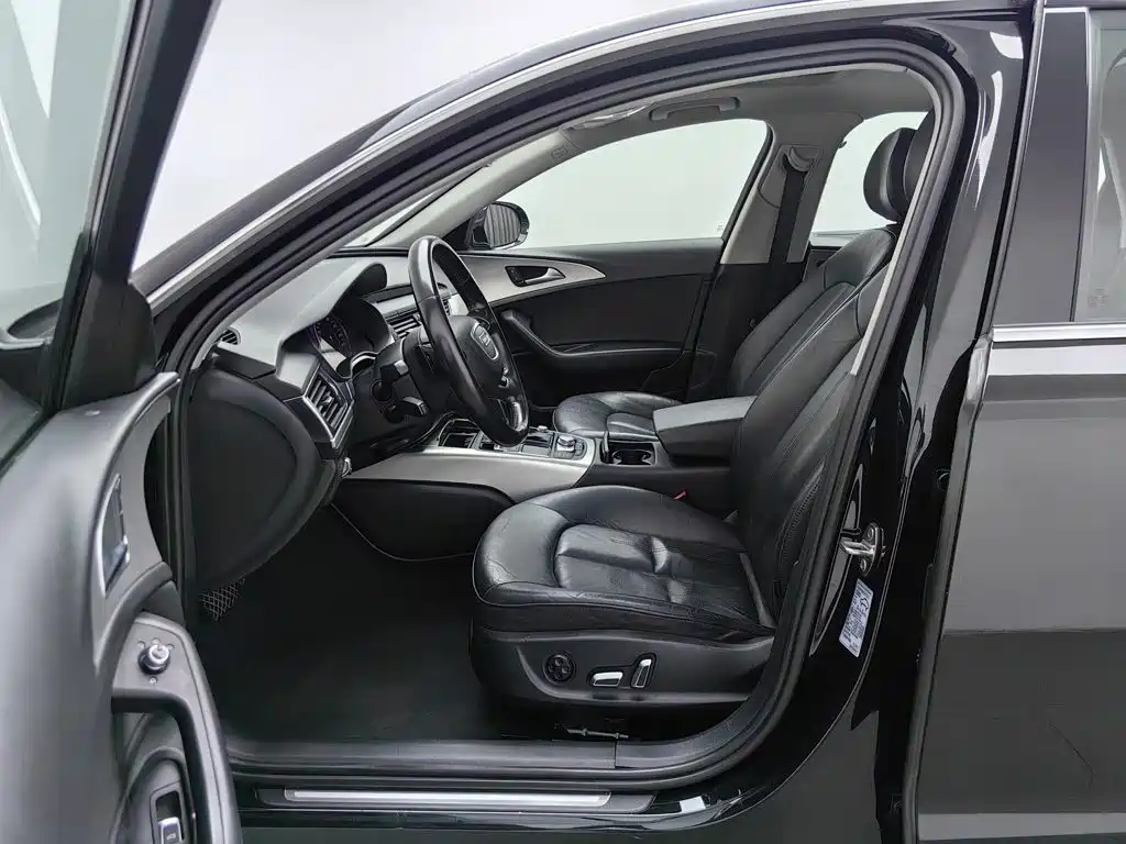 Audi A6L — миниатюра 10