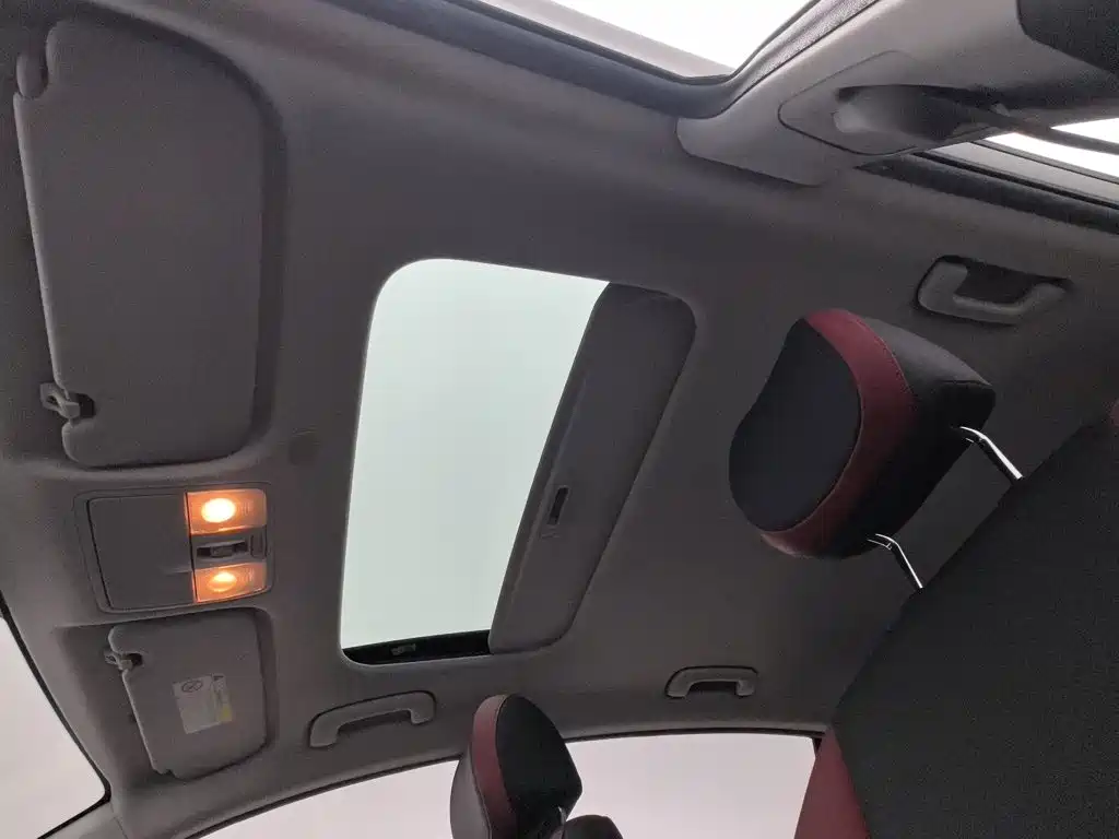 Kia KX Cross — миниатюра 14