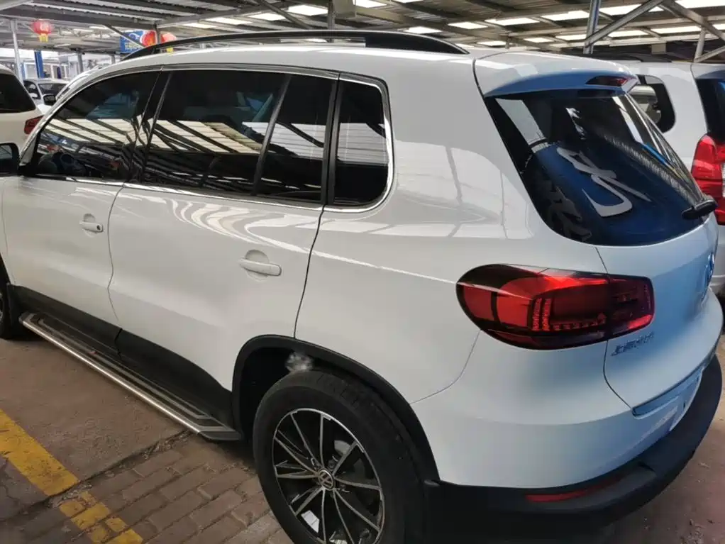 Volkswagen Tiguan 2015 1.8TSI AT Comfort