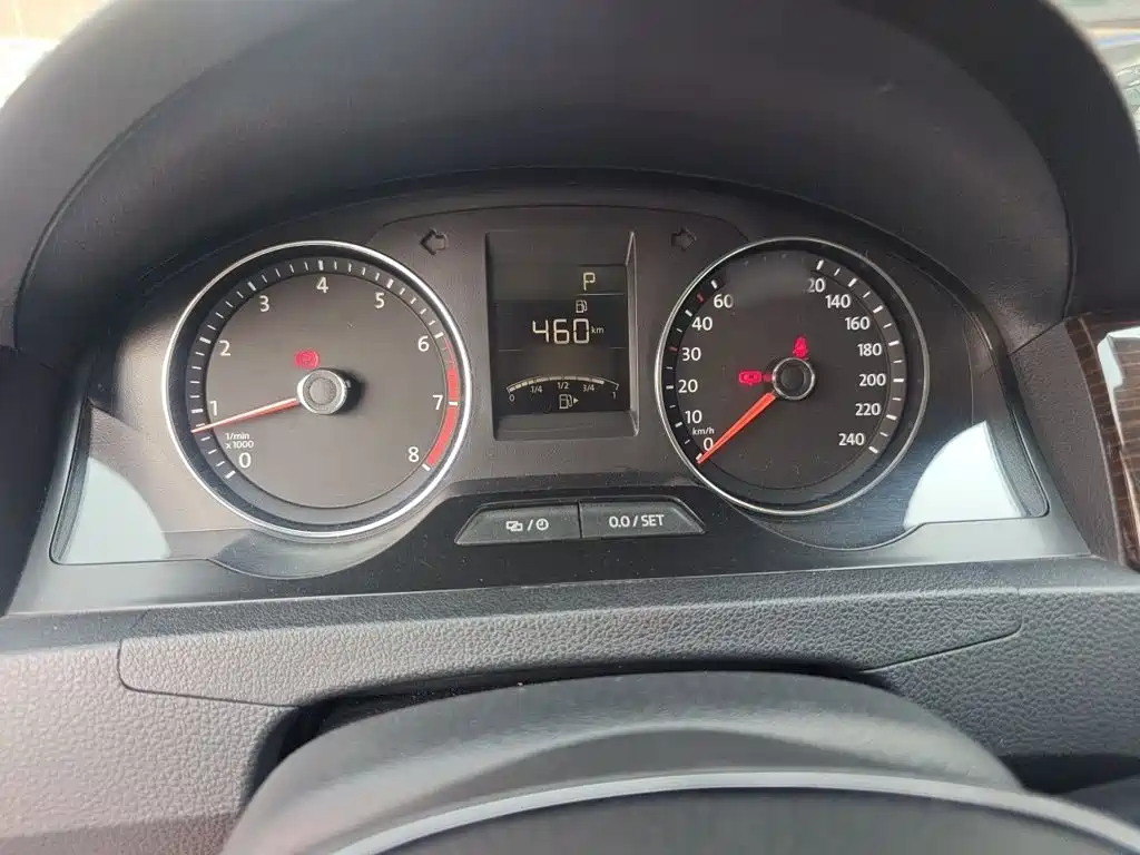 Volkswagen Santana — миниатюра 4