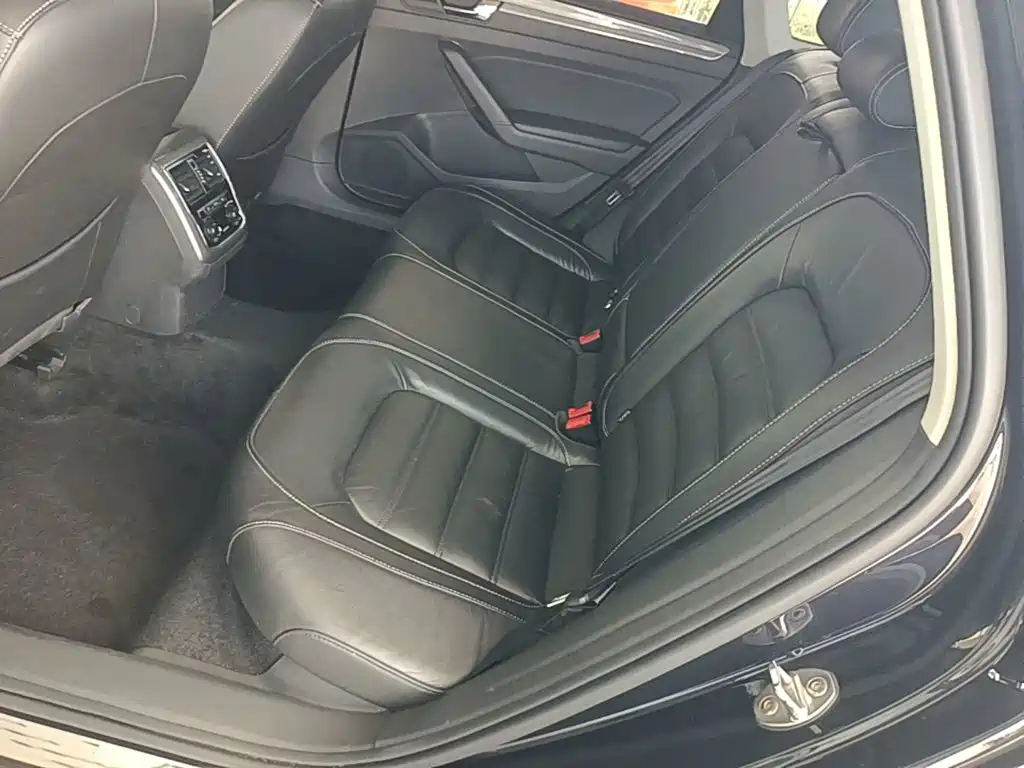 Volkswagen Passat — миниатюра 17
