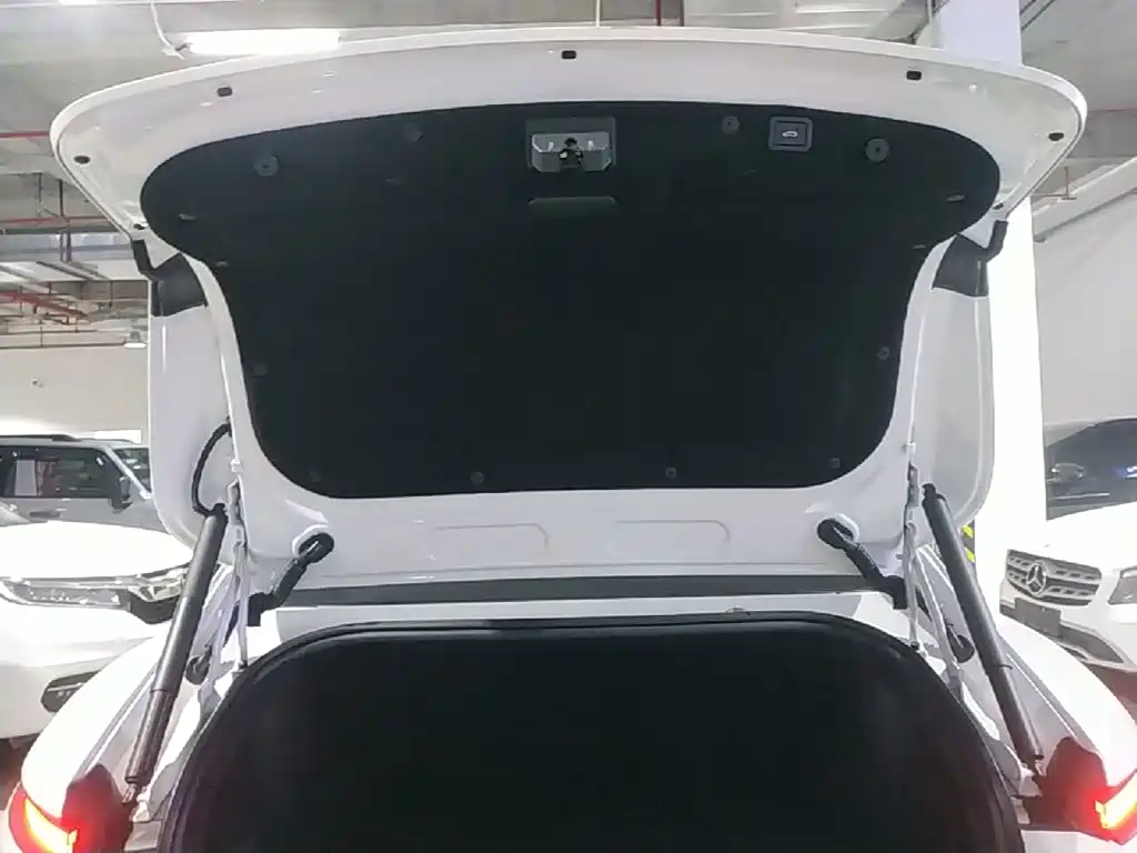 Avatr Avatr 11 — миниатюра 19