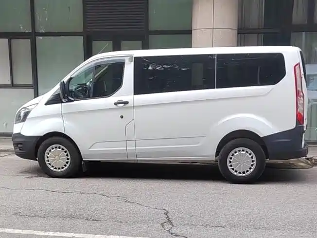 Ford Transit 2017 2.0T V