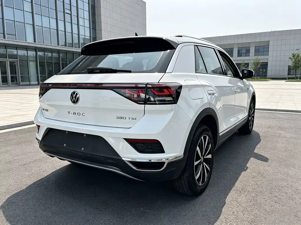Volkswagen T-Roc — миниатюра 8