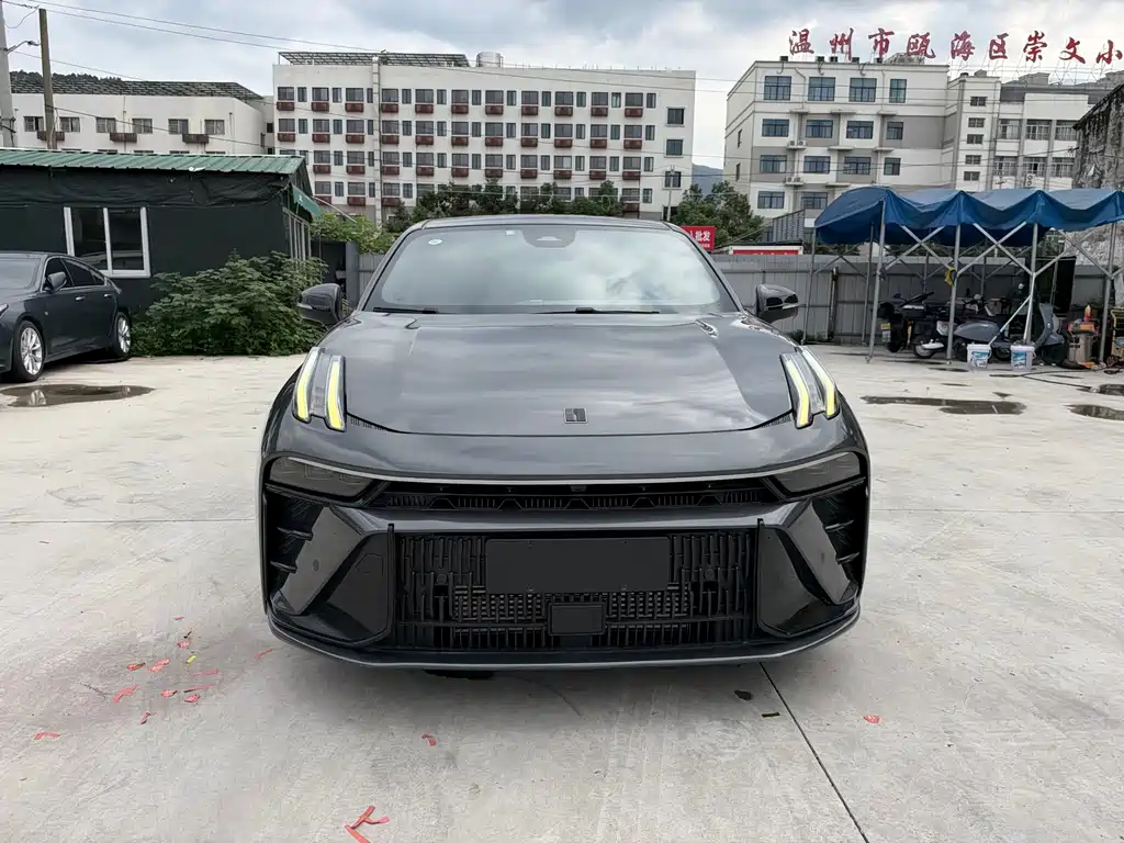 Lynk & Co 03 — миниатюра 6