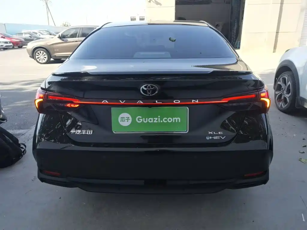 Toyota Avalon — миниатюра 6